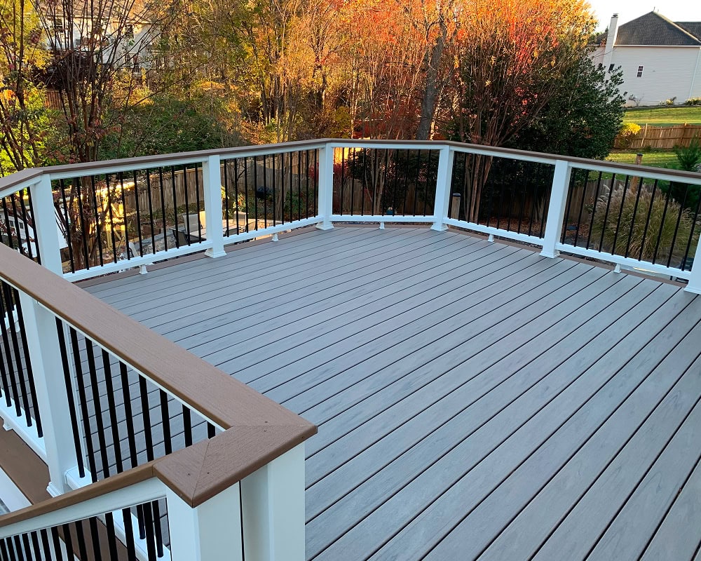 Deck & Patio Contractor
